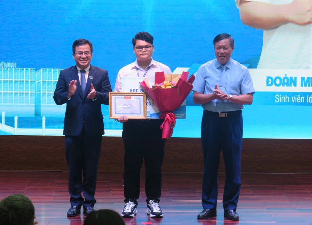 Trường ĐH Y dược TP.HCM khai giảng năm học mới