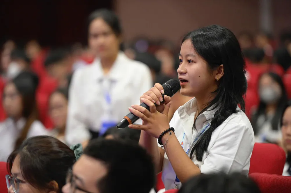 dh-quoc-gia-tphcm (2).jpg