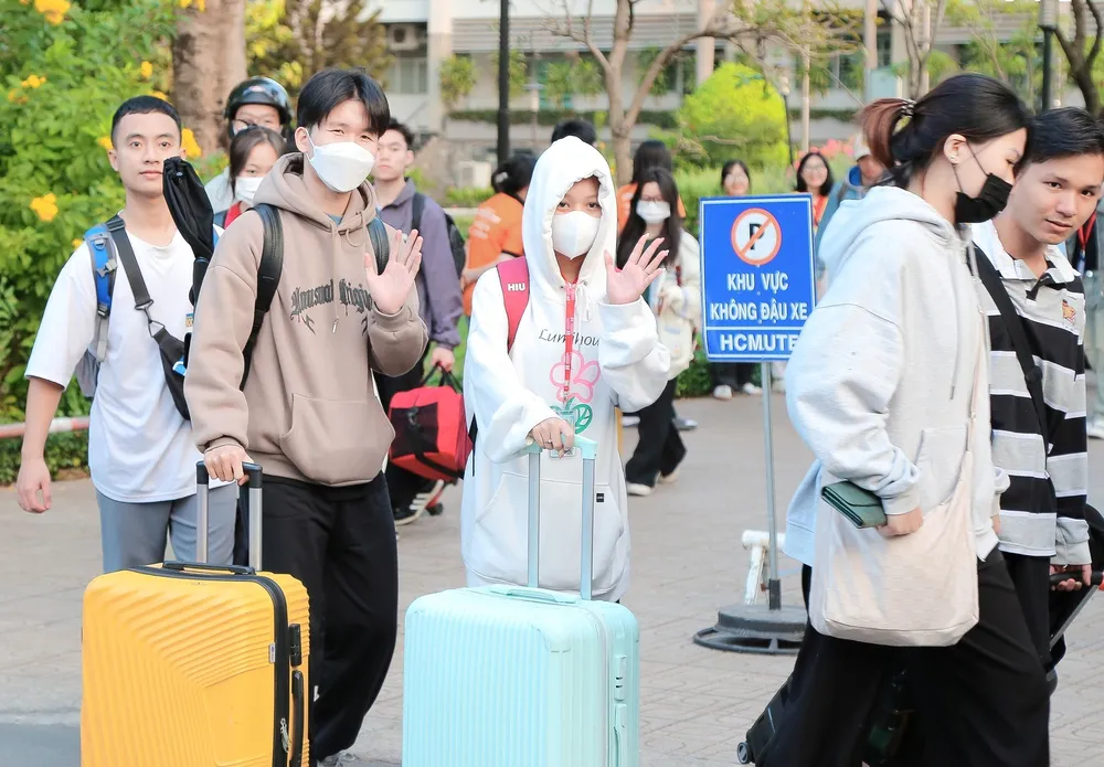 Sinh viên nghỉ tết Nguyên đán 2025