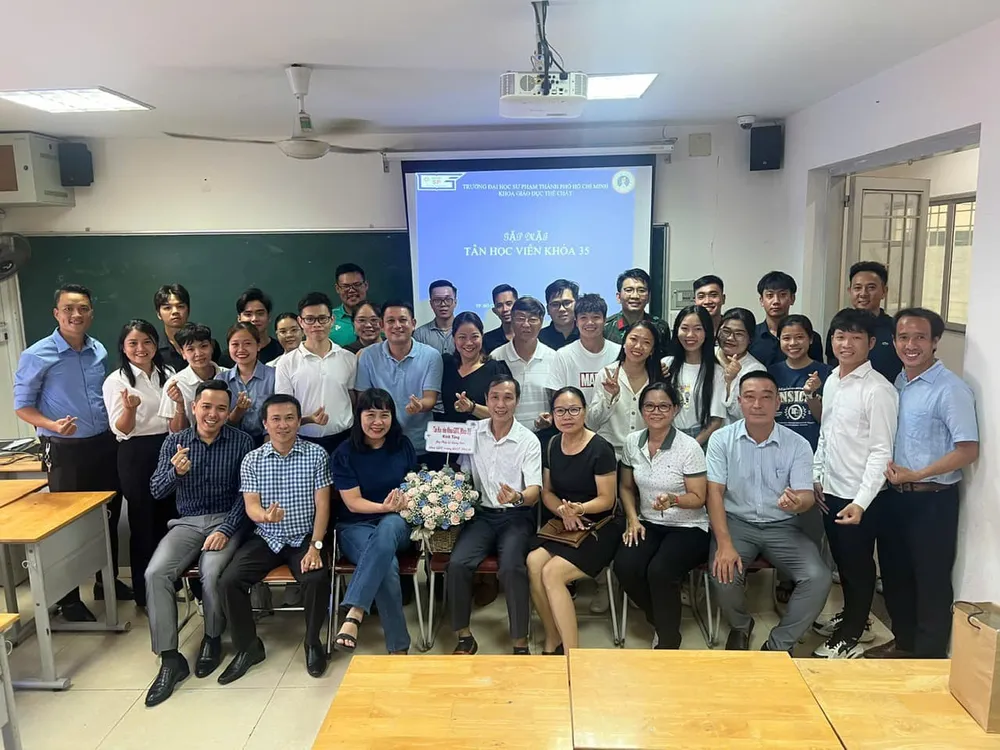 qua-bong-vang-huynh-nhu (2).jpg