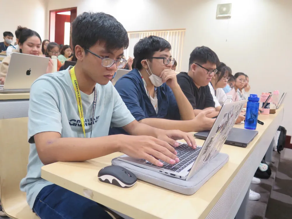 su-dung-chatgpt (1).jpg