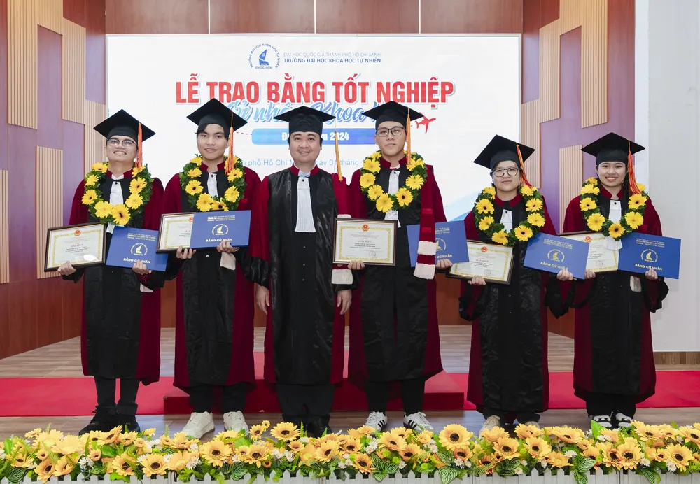 Thủ khoa đặc biệt Trường ĐH Khoa học tự nhiên