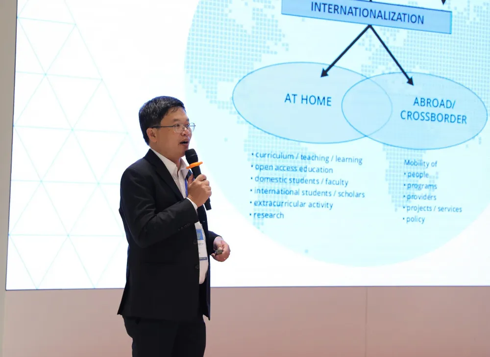 sinh-vien-quoc-te (1).jpg