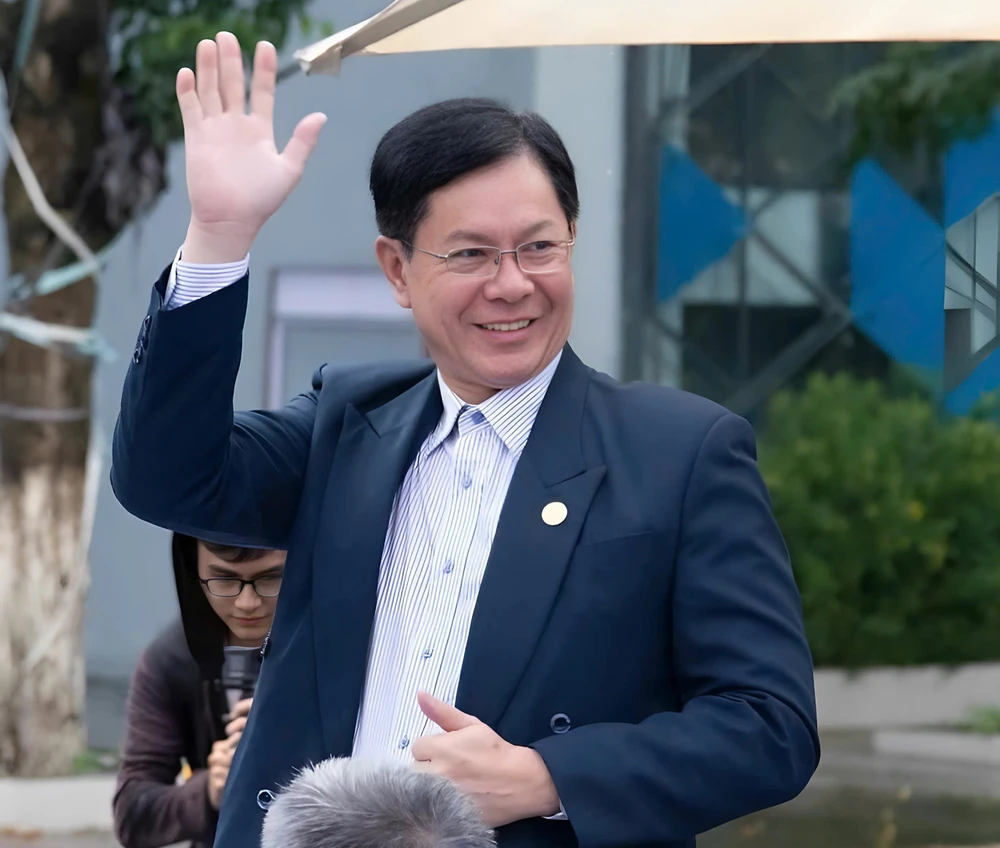 truong-dh-bach-khoa-bo-nhiem (1).jpg