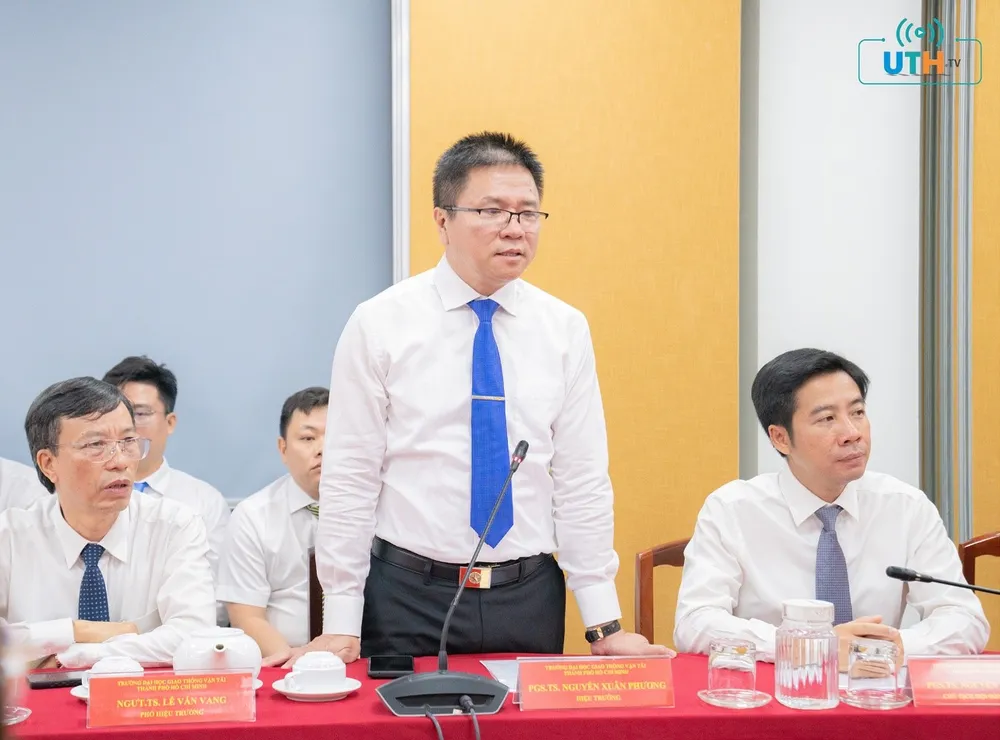 truong-dh-giao-thong-van-tai-tp-hcm (1).jpg