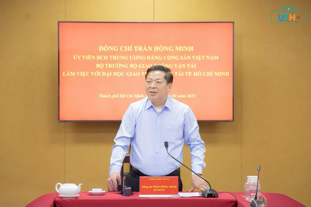 truong-dh-giao-thong-van-tai-tp-hcm (5).jpg