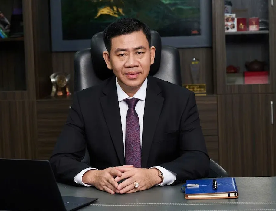 TS PHAN HONG HAI.jpg