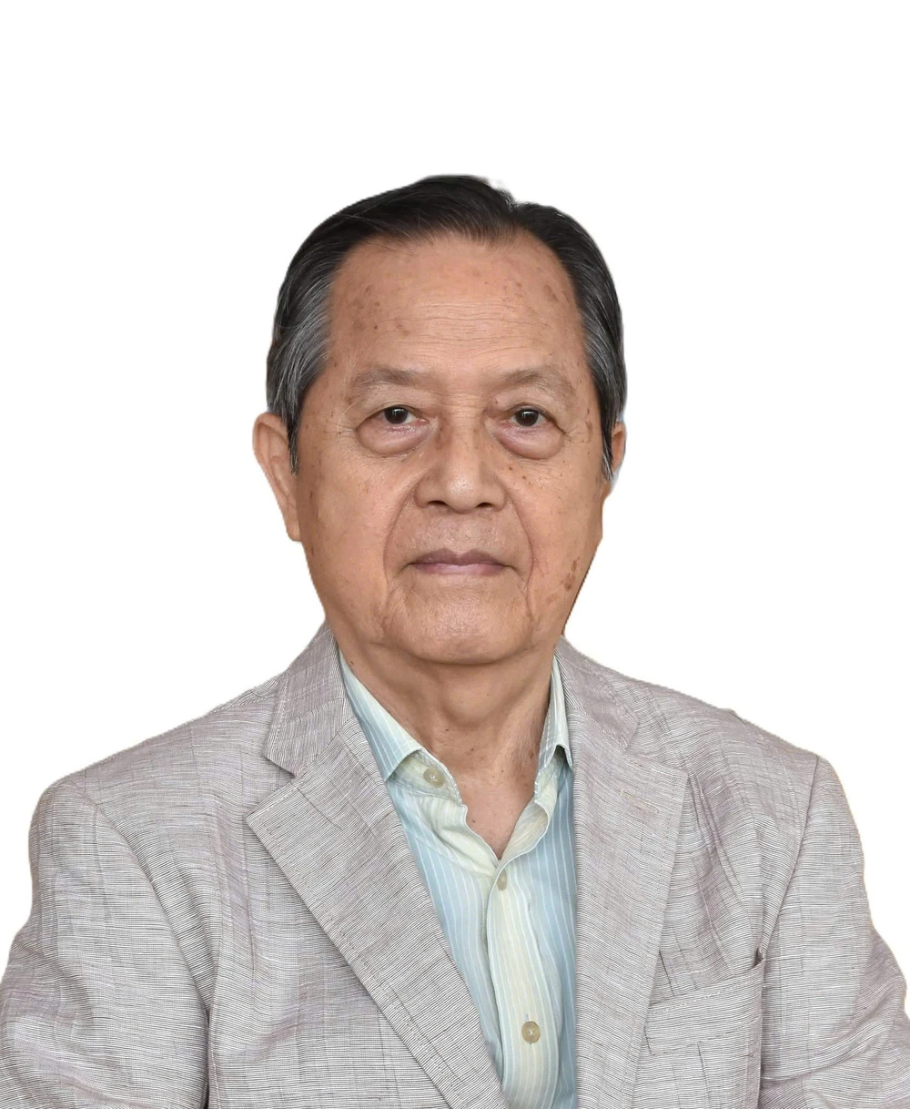 giao-su-dang-luong-mo (1).jpg