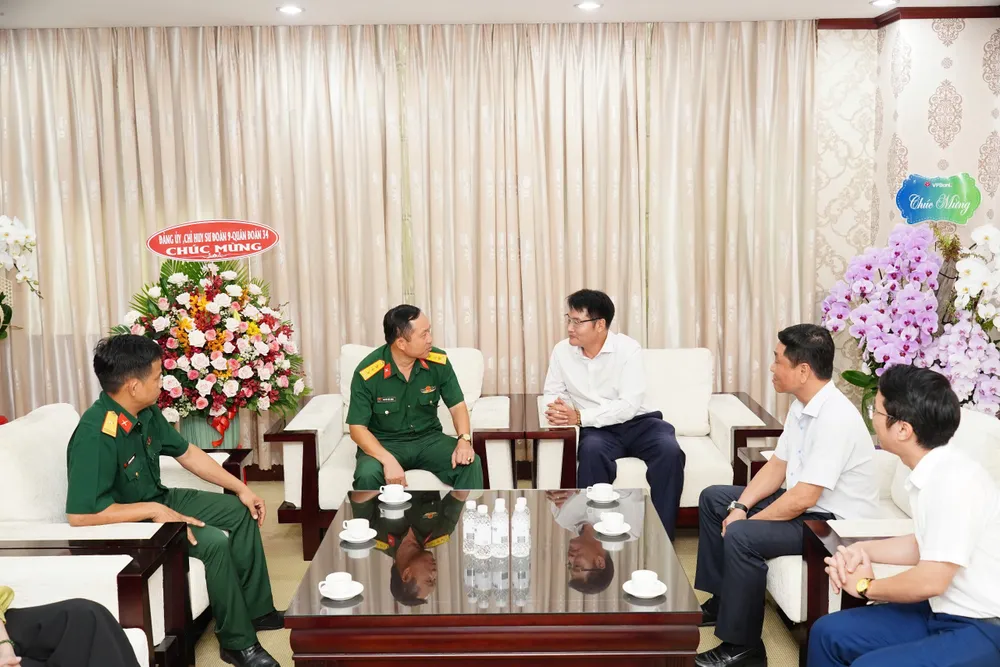 bao-phap-luat-tp-hcm-bao-chi (5).jpg