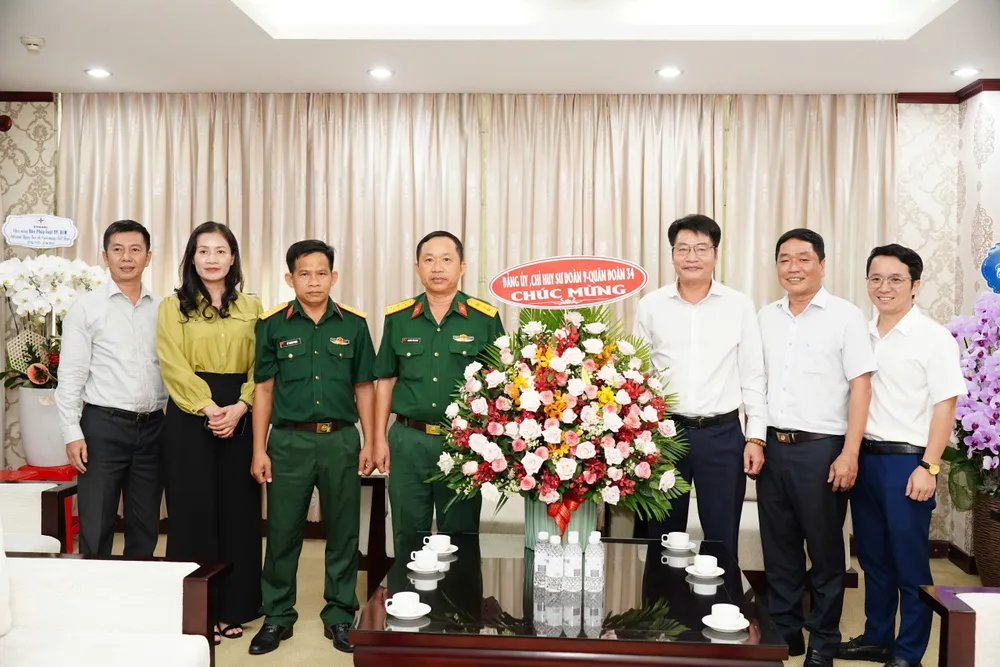 bao-phap-luat-tp-hcm-bao-chi (6).jpg