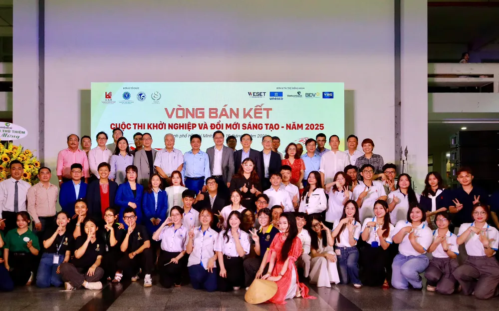 cuoc-thi-khoi-nghiep-sinh-vien-tp-hcm (5).jpg
