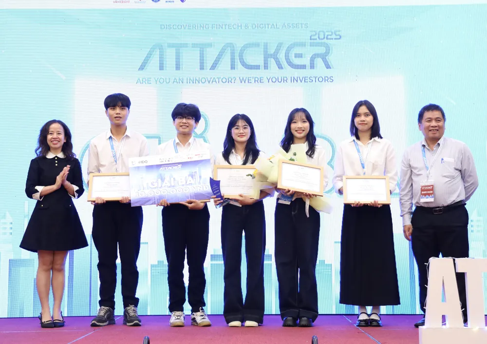 cuoc-thi-ve-fintech-2025 (4).JPG