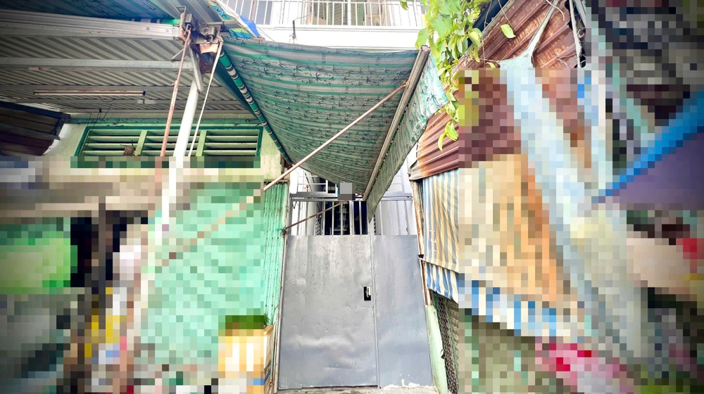 Được bạn gái quen qua mạng mời đến phòng trọ chơi, nam thanh niên bị cướp