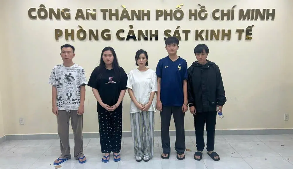 Miss Audition Ngọc Anh điều hành hoạt động khí cười tinh vi tại TP.HCM