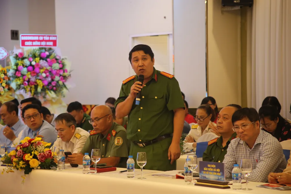 tan-son-hoa-phuong-khong-ma-tuy-cung-nguoi-dan-phat-trien-kinh-te (6).JPG