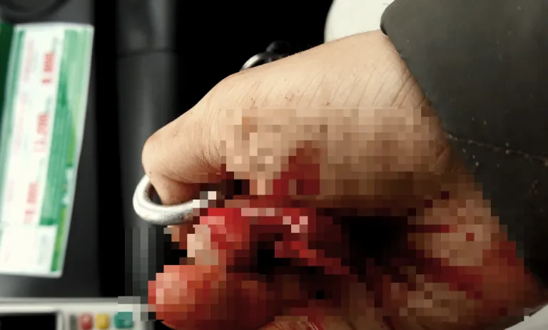 Nhà báo chuyên trách điều tra của báo Lao Động bị hành hung ảnh 1