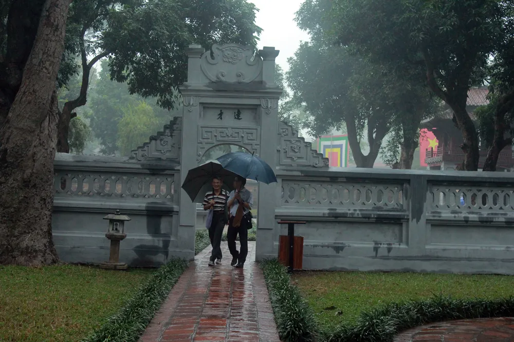 Cận cảnh Văn miếu trong 'màu áo' mới ảnh 12