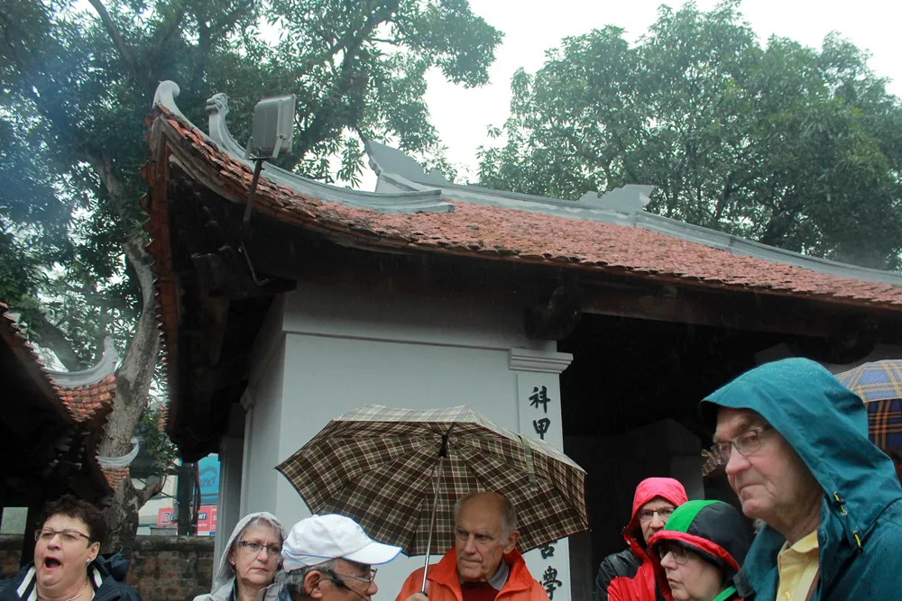 Cận cảnh Văn miếu trong 'màu áo' mới ảnh 10