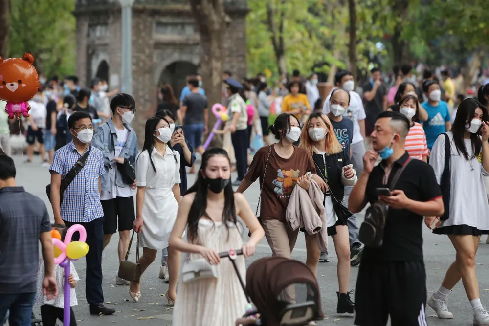 Kỳ nghỉ lễ giỗ Tổ Hùng Vương năm nay kéo dài 3 ngày, nhiều người dân đã lựa chọn ở lại thành phố trong kỳ nghỉ lễ thay vì đi chơi xa,