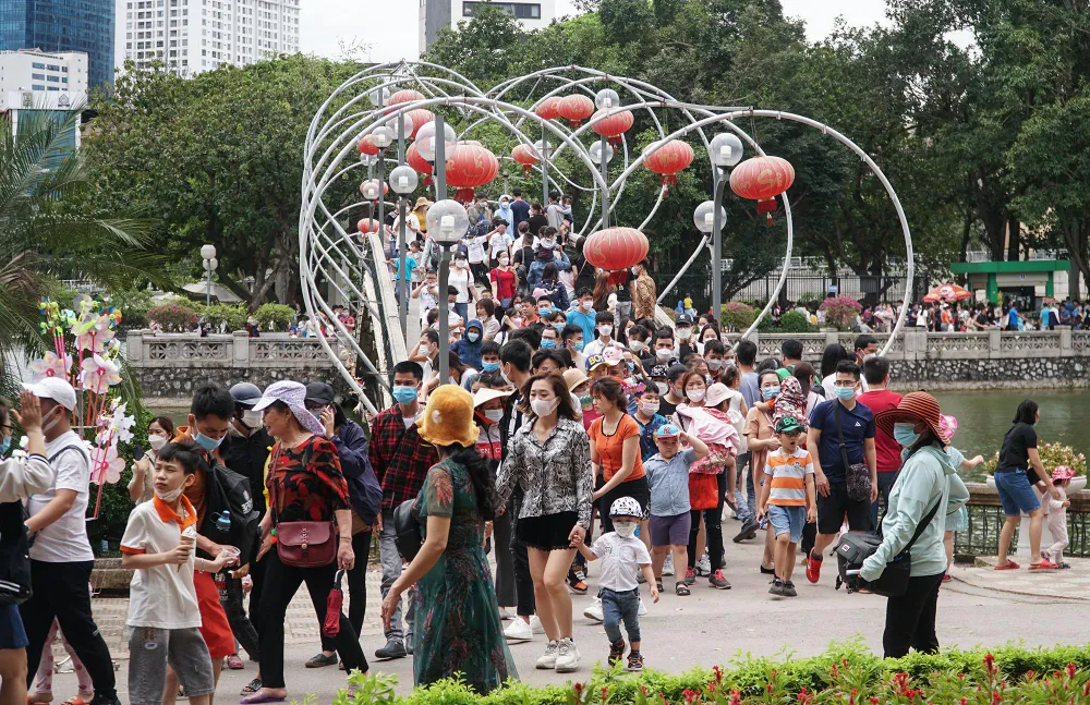 Giá vé vào cổng hiện tại vẫn giữ nguyên với 30.000 đồng/vé/người đối với người lớn và 20.000 đồng/vé/người đối với trẻ em.