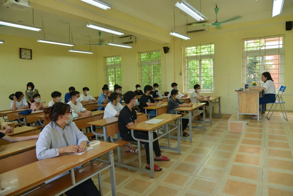 Điểm thi đã tuân thủ tuyệt đối quy chế thi, công tác phòng chống dịch và hỗ trợ tích cực cho thí sinh cũng như phụ huynh trước và trong đợt thi. Điểm thi cũng phối hợp tích cực với cơ quan chức năng địa phương để đảm bảo công tác an toàn cho kỳ thi.