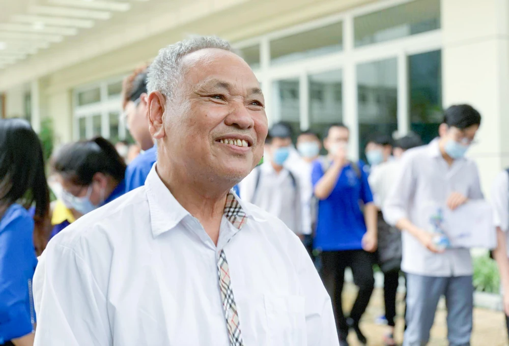 Cụ ông Nguyễn Huy Kỳ. Ảnh: PHI HÙNG