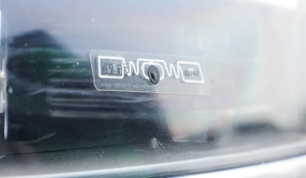 Chương trình dán thẻ miễn phí sẽ kéo dài đến 24 giờ ngày 5-8 và bắt đầu thu phí 120.000/lượt dán thẻ từ 0 giờ ngày 6-8.