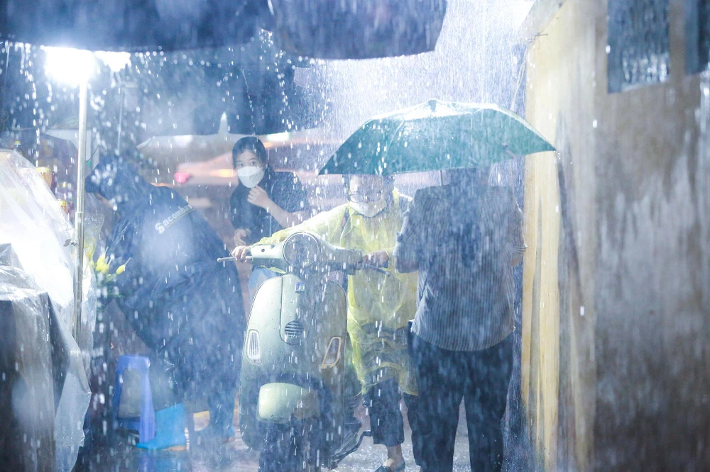 Vu Lan - mùa báo hiếu, không chỉ là nghi lễ riêng của Phật giáo mà đã trở thành nét đẹp văn hóa truyền thống của người Việt. Vu Lan - mùa báo hiếu, không chỉ là nghi lễ riêng của Phật giáo mà đã trở thành nét đẹp văn hóa truyền thống của người Việt.