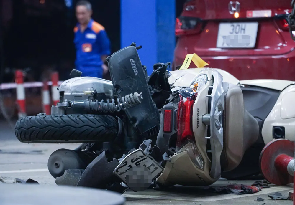 Theo thông tin ban đầu, sự việc xảy ra vào khoảng 22 giờ đêm ngày 12-8. Theo thông tin ban đầu, sự việc xảy ra vào khoảng 22 giờ đêm ngày 12-8.