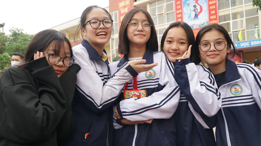 Bộ GD&amp;ĐT giao Giám đốc các Sở GD&amp;ĐT căn cứ Chỉ thị này và tình hình thực tiễn của địa phương để triển khai thực hiện. Ảnh PHI HÙNG