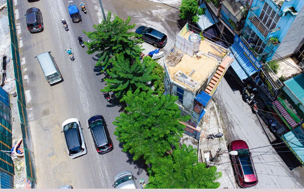 Đặc biệt một ngôi nhà tại thuộc phường Đồng Tâm (Hai Bà Trưng, Hà Nội) có tới 4 mặt tiền do đứng một mình một khoảnh đất.