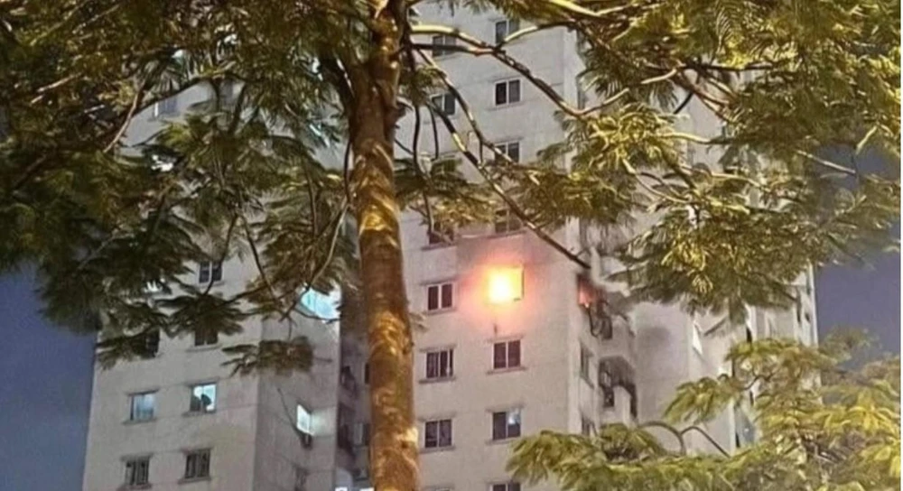Tòa chung cư nơi xảy ra vụ hỏa hoạn. Ảnh CTV
