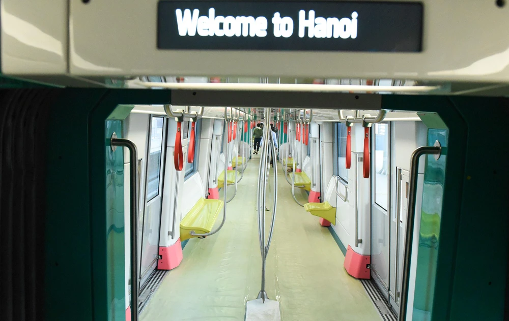 Theo phương án được duyệt trước đó, tổng mức đầu tư dự án là 32.910 tỷ đồng. Thời gian thực hiện dự án từ 2009 - 2022 (trong đó, đưa vào khai thác, vận hành toàn tuyến vào tháng 12/2022). Tính đến thời điểm hiện nay, tiến độ tổng thể của dự án đạt khoảng 75,6%. Trong đó, tiến độ đoạn trên cao đạt 97,6%; tiến độ đoạn ngầm đạt 33,01%.