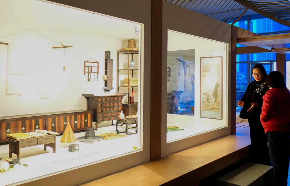 Còn theo bà Oh Young Ju - Đại sứ Hàn Quốc tại Việt Nam, trải qua khoảng thời gian tương đối dài được hai nước tích cực xúc tiến, dự án thành lập Phòng Hàn Quốc tại Bảo tàng Dân tộc học Việt Nam khai trương đúng vào thời điểm Việt Nam - Hàn Quốc kỷ niệm 30 năm thiết lập quan hệ ngoại giao là sự kiện hết sức ý nghĩa.