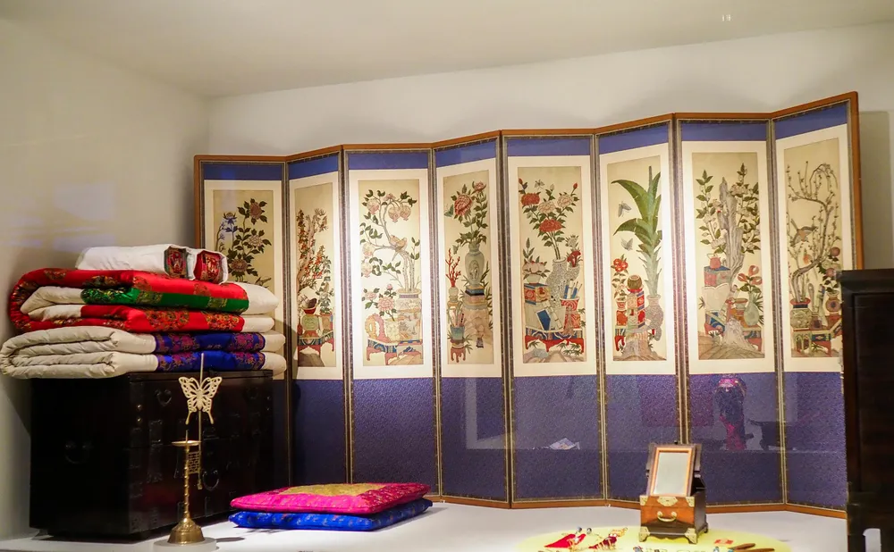 Tiến sĩ Bùi Ngọc Quang, Phó Giám đốc phụ trách Bảo tàng Dân tộc học Việt Nam, cho biết: Việc khai trương trưng bày Phòng Hàn Quốc đánh dấu mốc lớn của Bảo tàng Dân tộc học Việt nam trong việc đáp ứng nhu cầu tham quan, tìm hiểu lịch sử, văn hóa và mở ra cơ hội giao lưu văn hóa, kinh tế mạnh mẽ, sâu sắc giữa Việt Nam và Hàn Quốc.