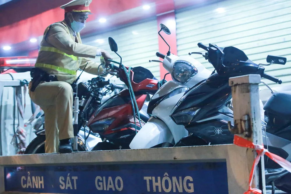 Theo thống kê của Phòng CSGT, Công an TP Hà Nội, trong năm 2022, trên địa bàn xảy ra 42 vụ tai nạn giao thông liên quan đến nồng độ cồn, khiến 22 người chết, 32 người bị thương. Đặc biệt, có năm vụ tai nạn giao thông liên hoàn làm nhiều người bị thương.