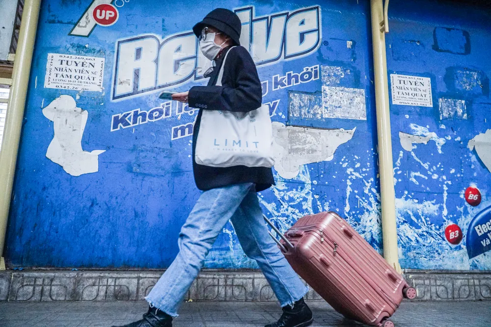 Dù thời gian nghỉ Tết không nhiều, nhưng nhiều người dân vẫn tranh thủ trở về gia đình để sum họp.