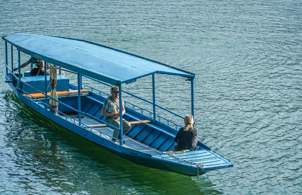 Nhiều khách du lịch nước ngoài choáng ngợp trước vẻ đẹp của cảnh quan nơi đây.