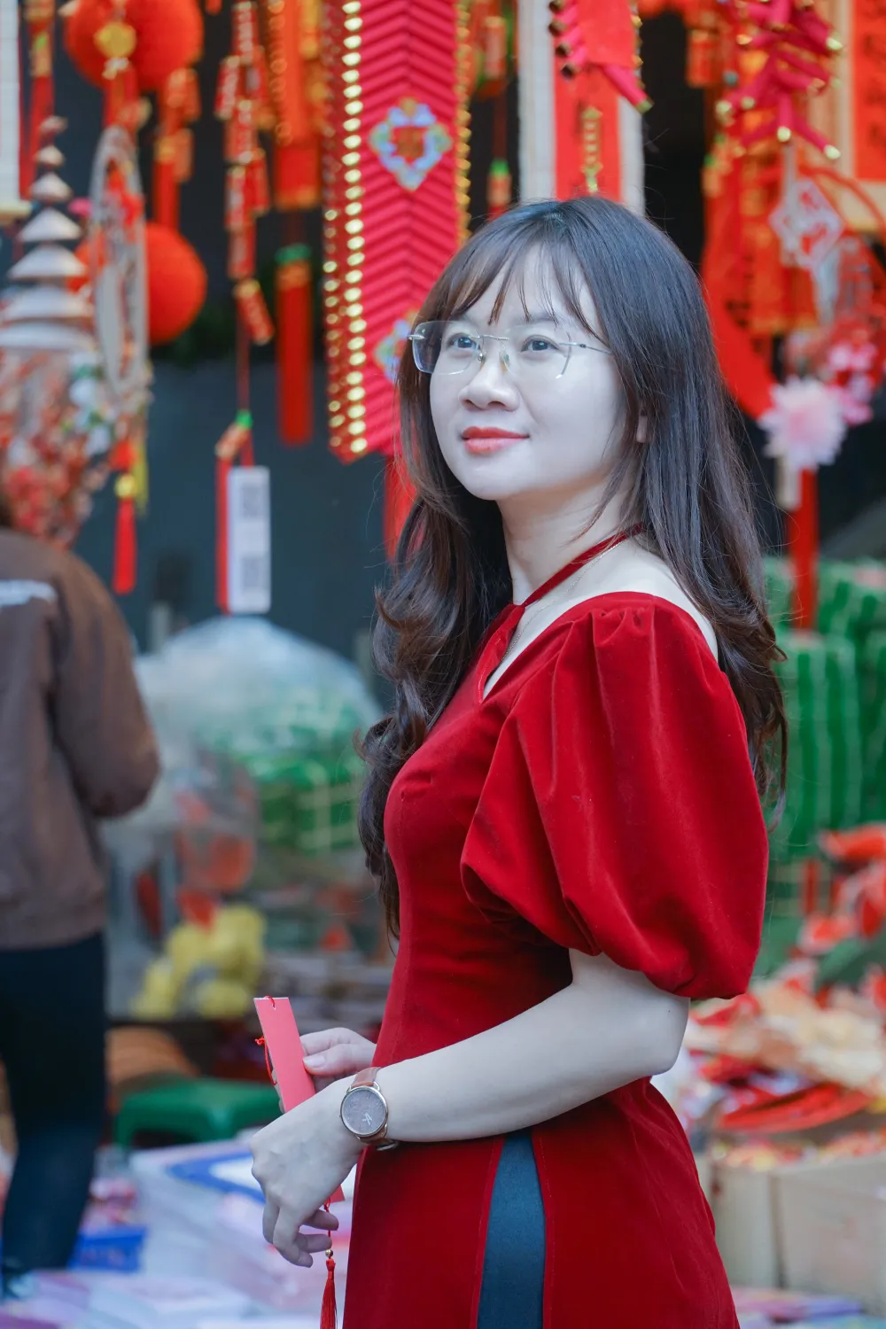 Không khí mùa xuân đang tràn ngập, len lỏi vào từng con đường tuyến phố ở Hà Nội. Không khí mùa xuân đang tràn ngập, len lỏi vào từng con đường tuyến phố ở Hà Nội.