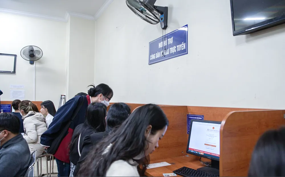 Người dân cư trú, sinh sống tại đâu thì nên nộp hồ sơ tại cơ quan chức năng địa phương đó, tránh tình trạng quá tải, gây khó khăn nếu có sai sót ở hồ sơ…