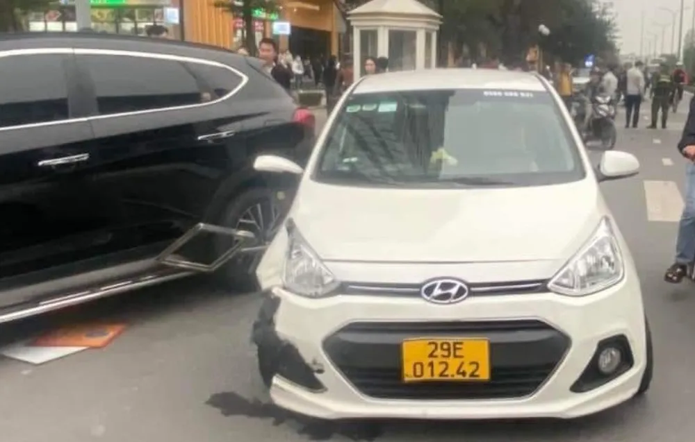 Chiếc xe gây tai nạn do Trịnh Bá Trọng cầm lái. Ảnh CTV