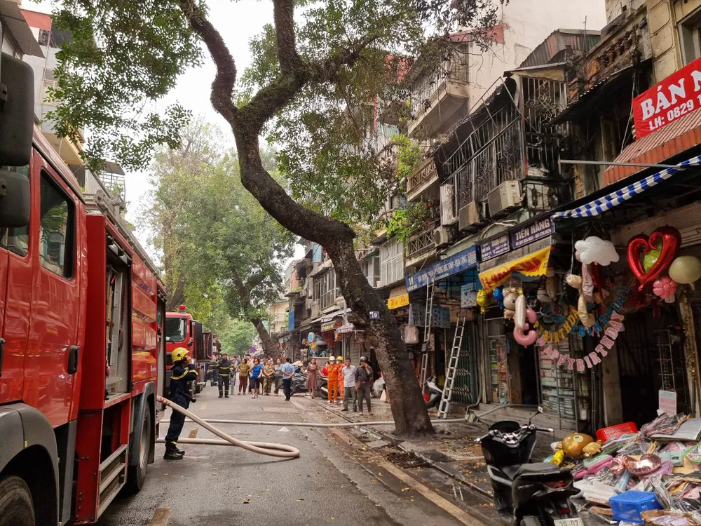 Hiện trường đám cháy