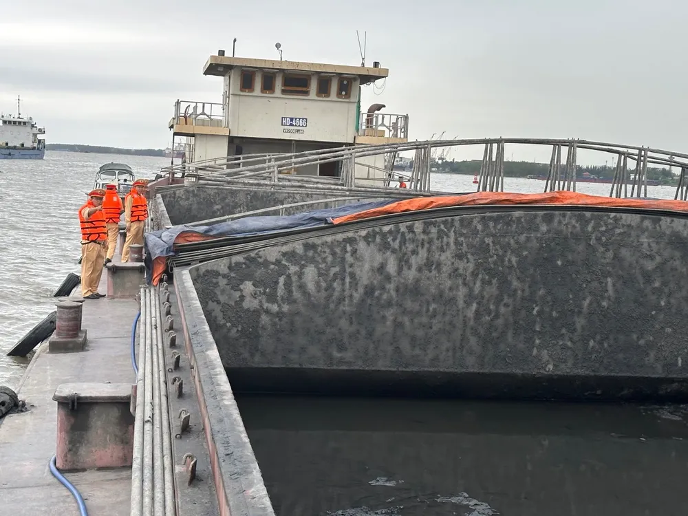 Lực lượng chức năng tại thời điểm kiểm tra