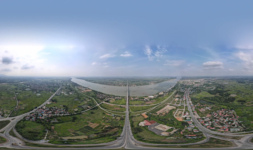 Chiêm ngưỡng 7 cây cầu ở Hà Nội bắc qua sông Hồng ảnh 21