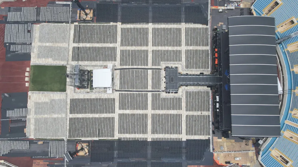 Concert Born Pink sẽ sử dụng tháp âm thanh delay khổng lồ, mang đến chất lượng âm thanh và trải nghiệm tốt nhất dành cho những khán giả ở khu vực CAT 3 - 5. Concert Born Pink sẽ sử dụng tháp âm thanh delay khổng lồ, mang đến chất lượng âm thanh và trải nghiệm tốt nhất dành cho những khán giả ở khu vực CAT 3 - 5.