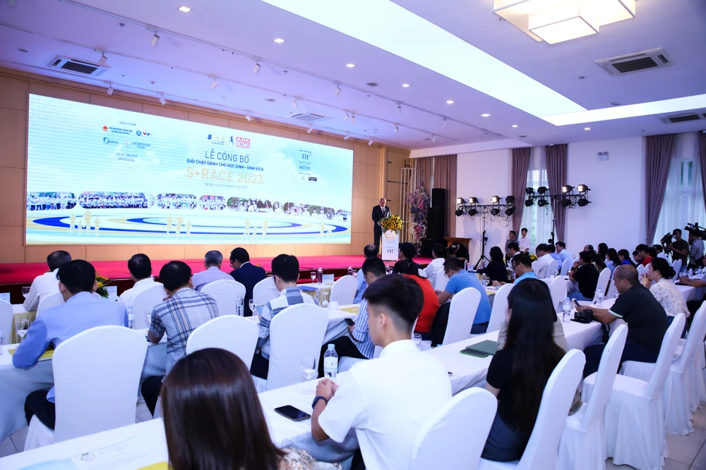 Toàn cảnh lễ công bố Giải chạy dành cho học sinh – sinh viên S-Race 2023. Ảnh BTC
