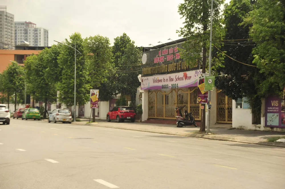 Khu vực cổng Trường Phổ thông Quốc tế Việt Nam. Ảnh CTV