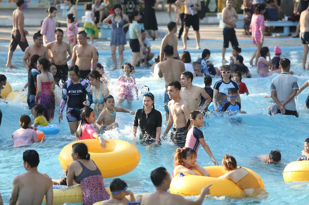 Theo lịch, công chức, viên chức nghỉ lễ Quốc khánh năm 2023 từ thứ Sáu ngày 1-9 đến hết thứ Hai ngày 4-9 Dương lịch. Theo lịch, công chức, viên chức nghỉ lễ Quốc khánh năm 2023 từ thứ Sáu ngày 1-9 đến hết thứ Hai ngày 4-9 Dương lịch.