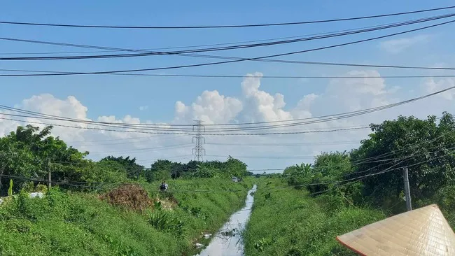 Khu vực phát hiện ra thi thể cháu bé. Ảnh CTV 1-1695197254578763728801.jpeg