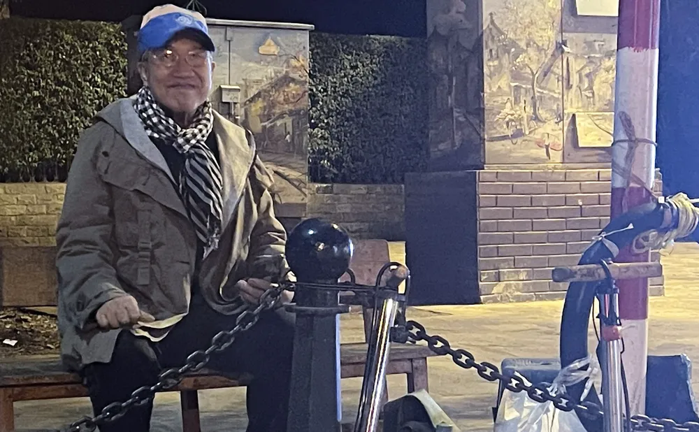 nguoi-lao-dong-trong-dem-dong (9).jpg